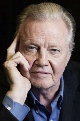 John VOIGHT : Richard CROFT (Tomb Raider - Lara Croft)