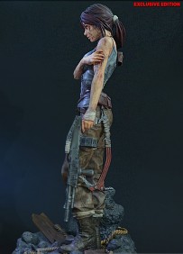 Lara Croft Survivor Exclusive - Gaming Heads